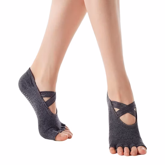Wholesale Women Cotton Non Slip Toe Grip Sport Yoga Socks Black
